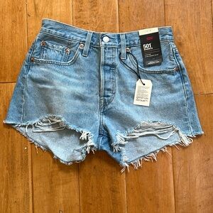 NWT Levis 501 high rise shorts